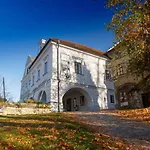 Aplaus Hotel 4*