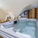 Aplaus Hotel 4*