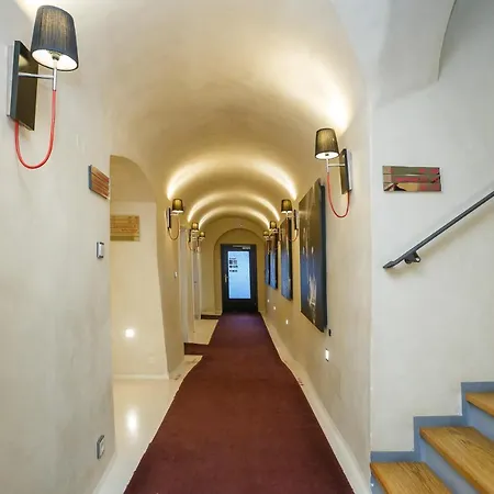 Aplaus 4* Litomyšl