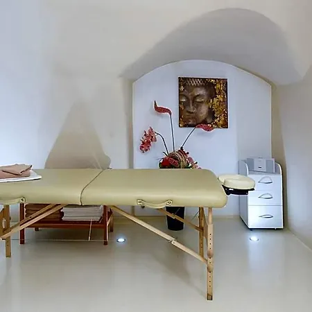 Aplaus Hotel 4*
