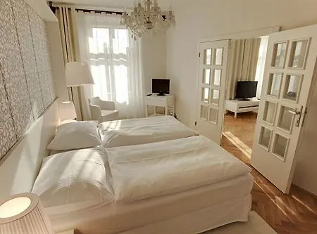 Hotel Aplaus Litomysl