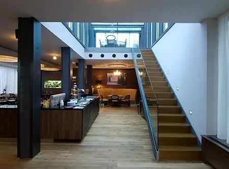 Aplaus Hotel